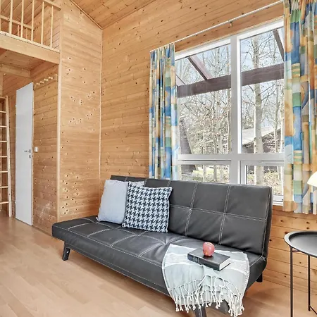 Stunning In With Kitchen Feriehus *